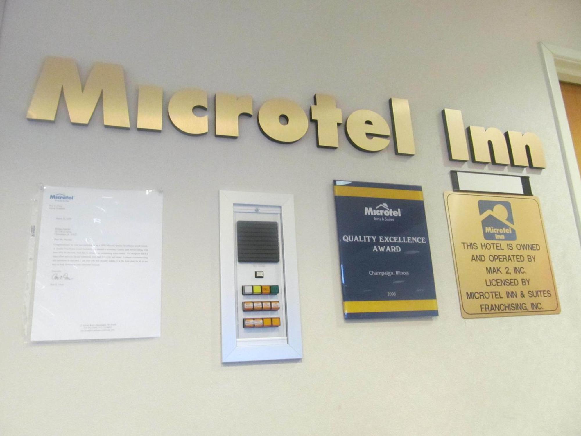 Microtel Inn By Wyndham Шампейн Екстериор снимка